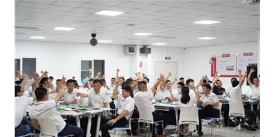 用教育將人才和企業(yè)鏈接，是創(chuàng)世紀(jì)商學(xué)院的使命